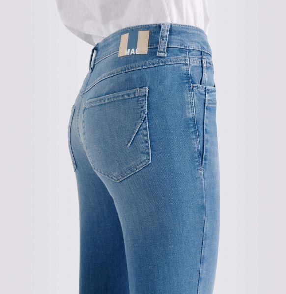 MAC Jeans Sale: reduzierte Damenhosen aus der vorausgegangenen Kollektion Angela New, Light Authentic Denim