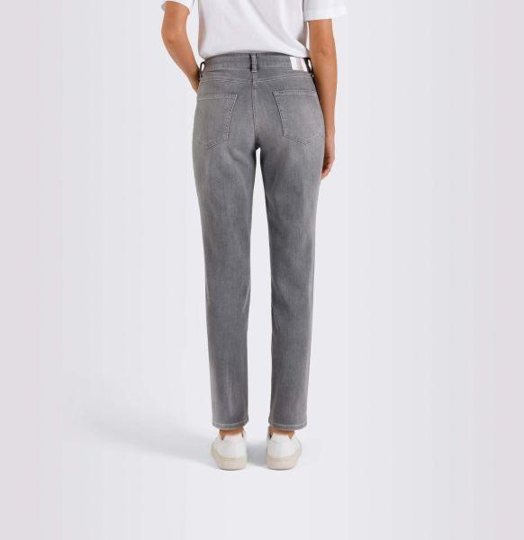 MAC Jeans Sale: reduzierte Damenhosen aus der vorausgegangenen Kollektion Melanie New, Light Authentic Denim